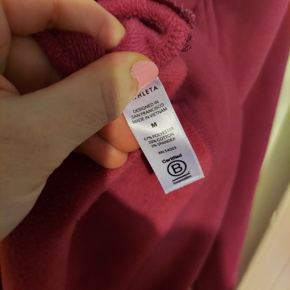 NWOT Athleta Sweater dark pink Size Medium 💓 - Picture 8 of 13